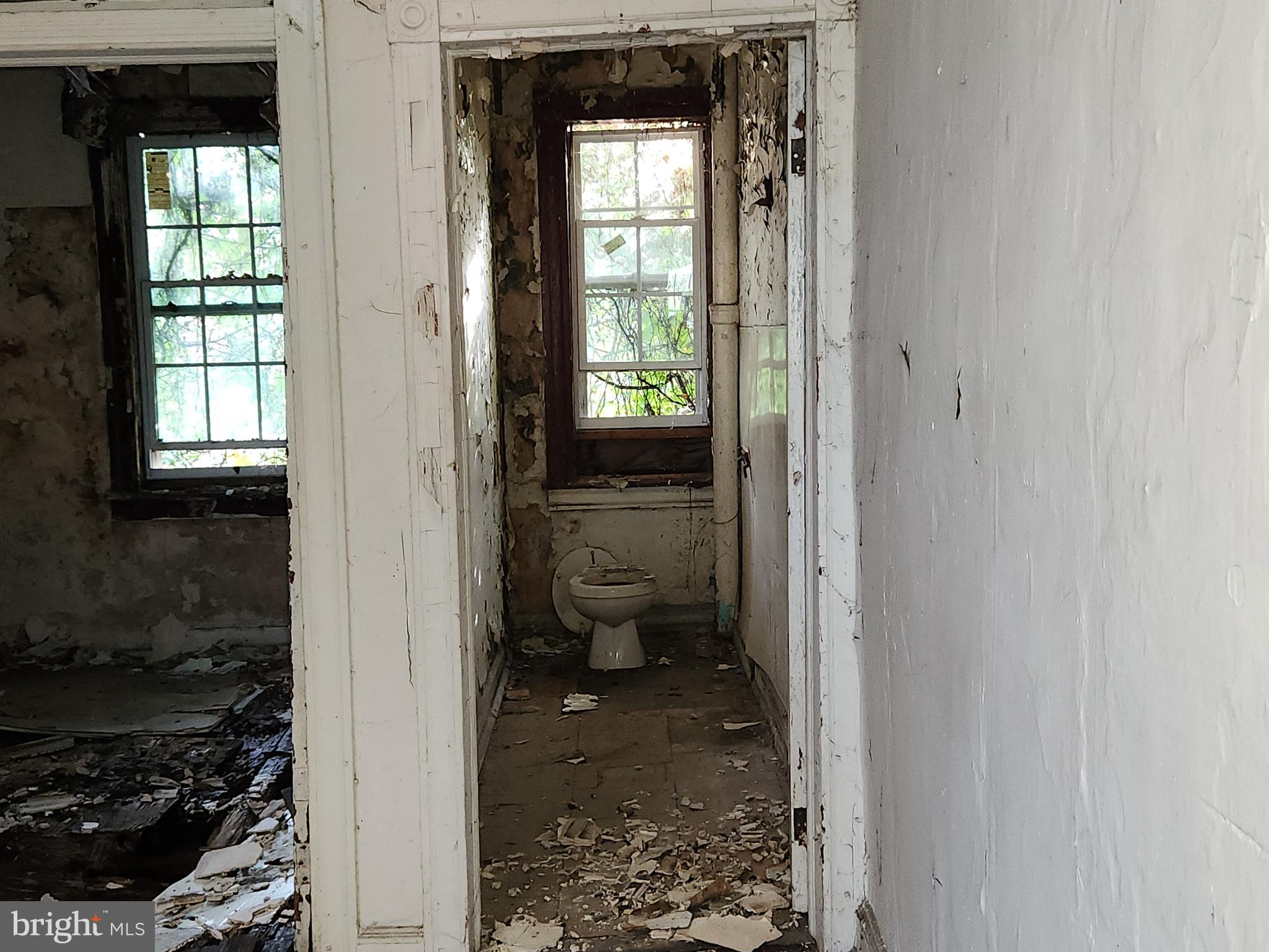 MIDTOWN EDMONDSON - Residential