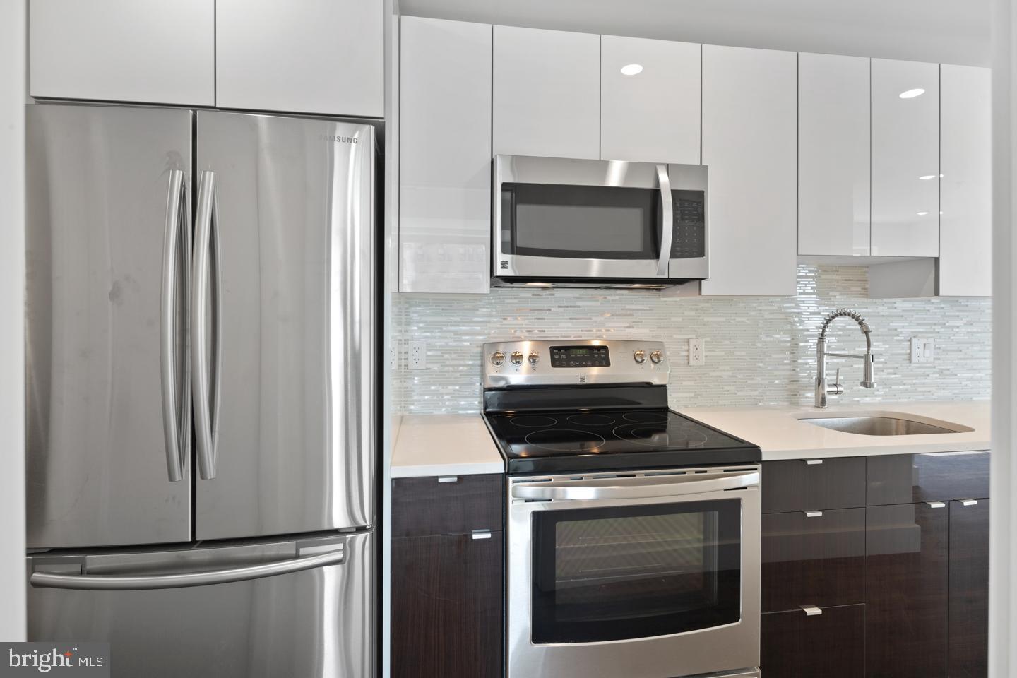 POINT BREEZE - Residential Lease