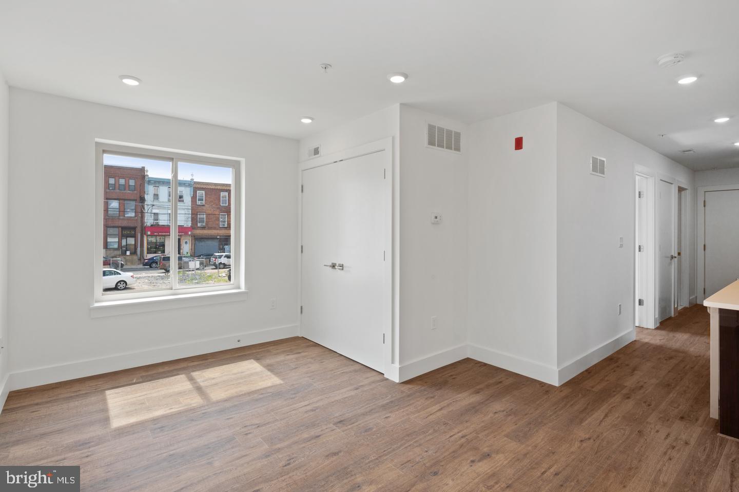 POINT BREEZE - Residential Lease