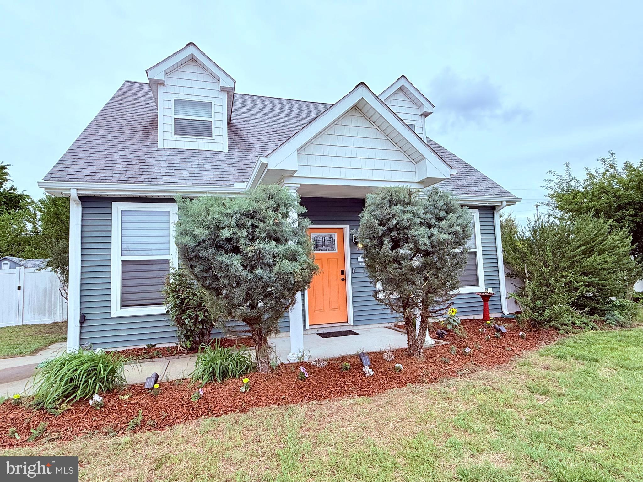 123 BRIARWOOD CIRCLE