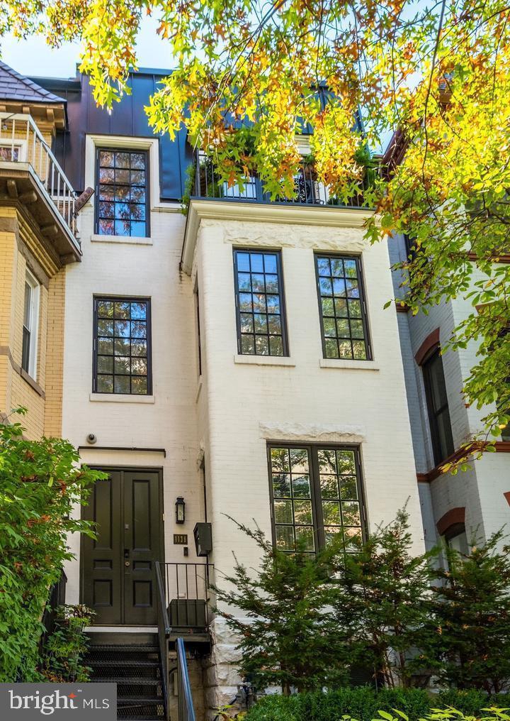 WEST END - Residential