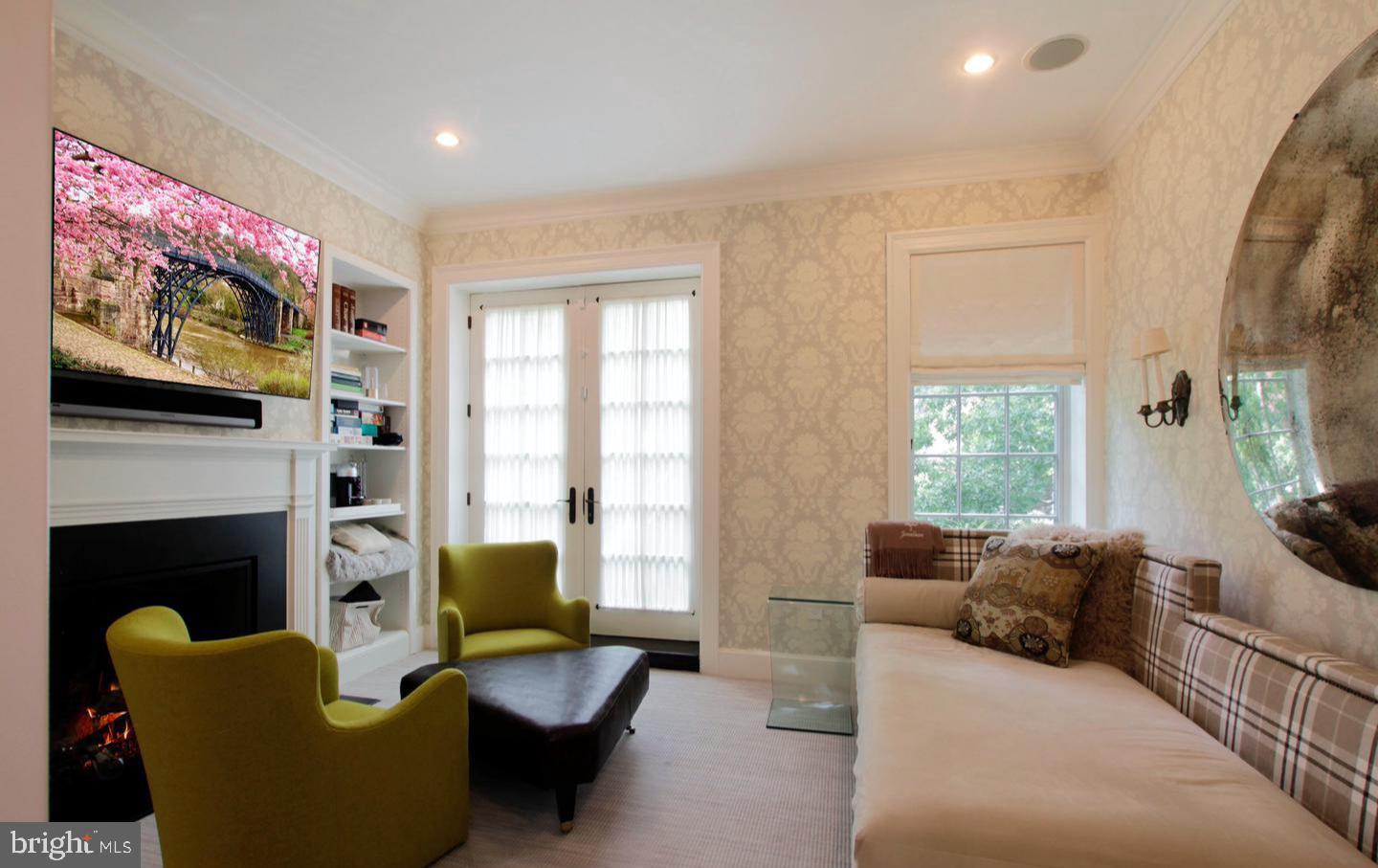WEST END - Residential