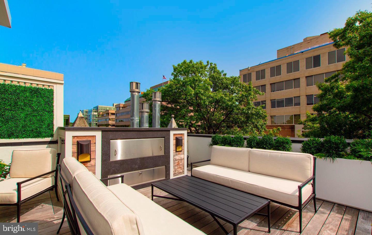 WEST END - Residential