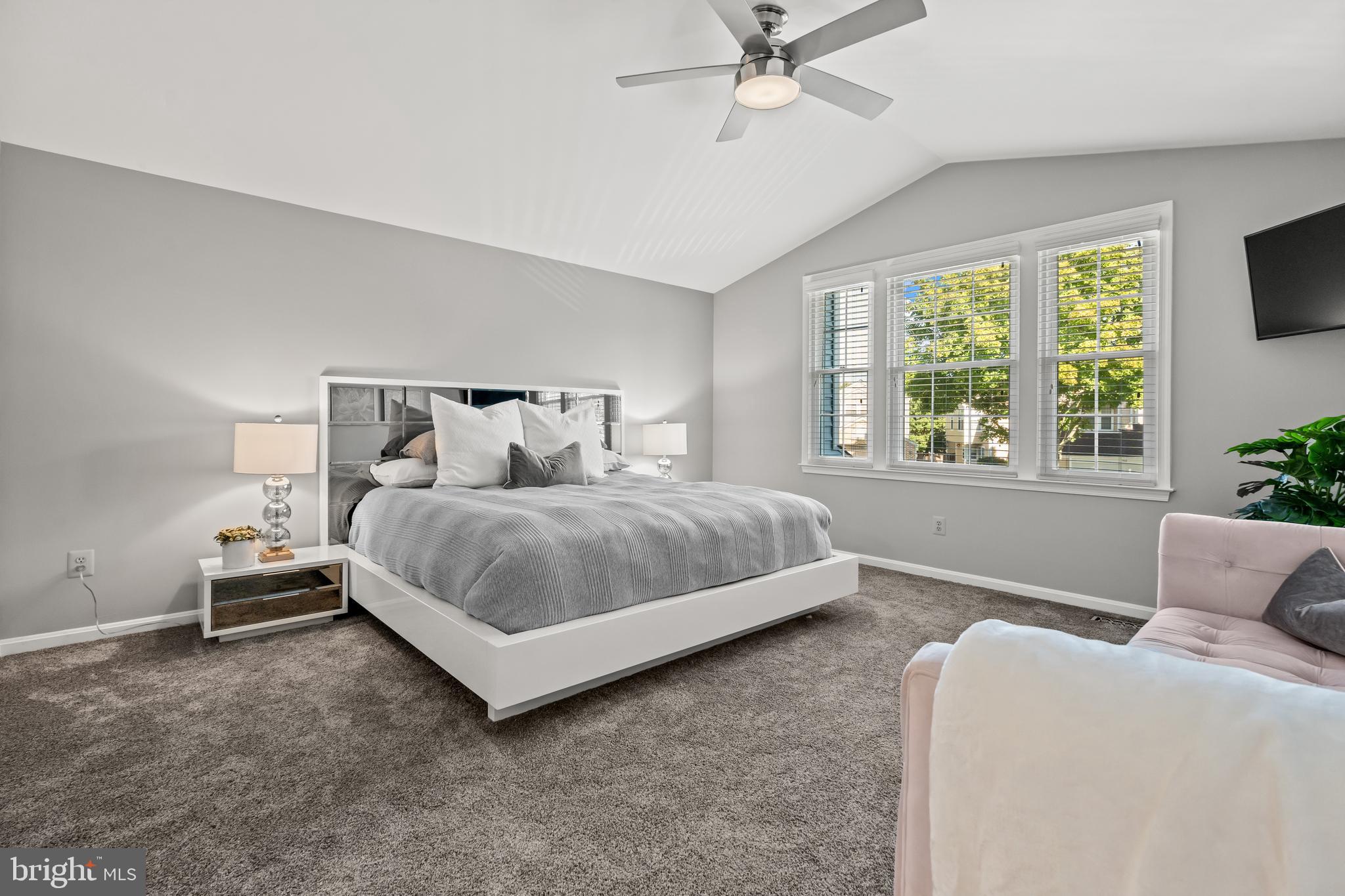 KINGSTOWNE - Residential