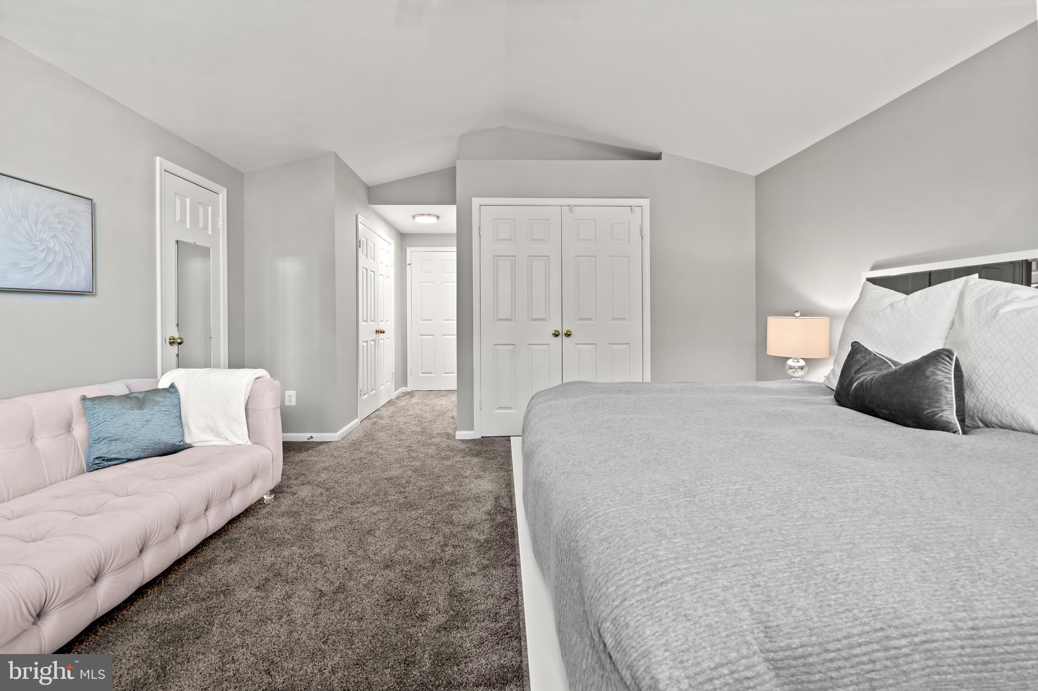 KINGSTOWNE - Residential