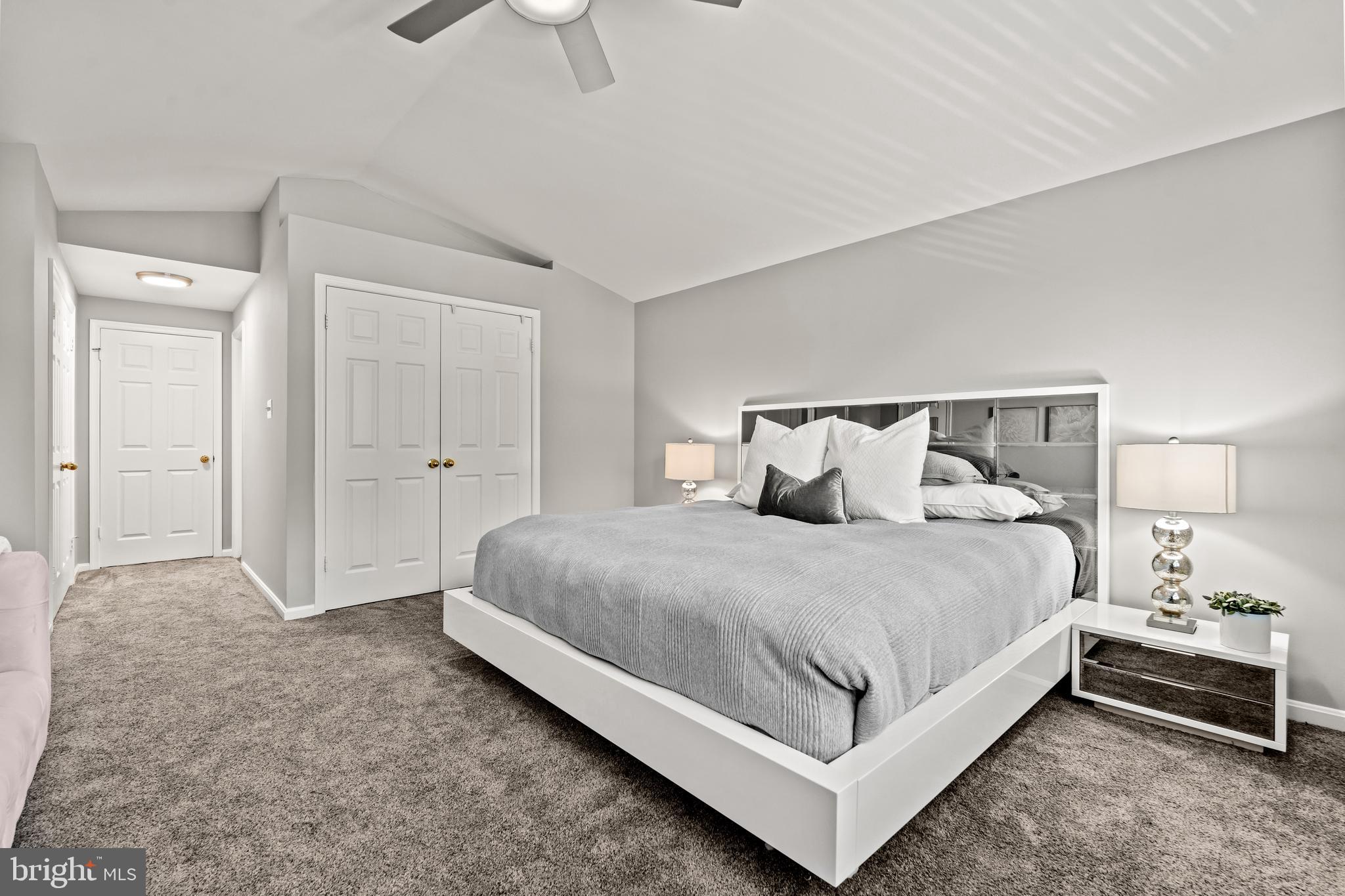 KINGSTOWNE - Residential