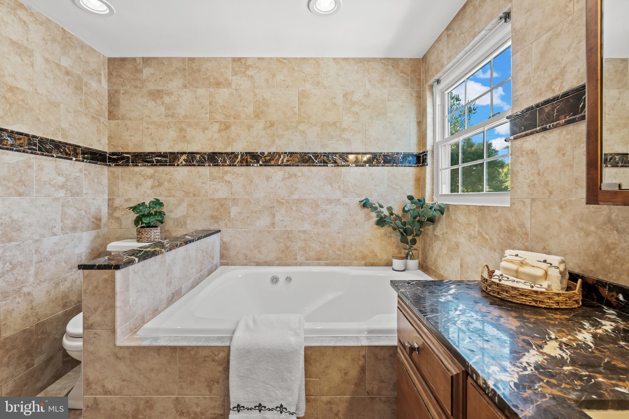 KINGSTOWNE - Residential