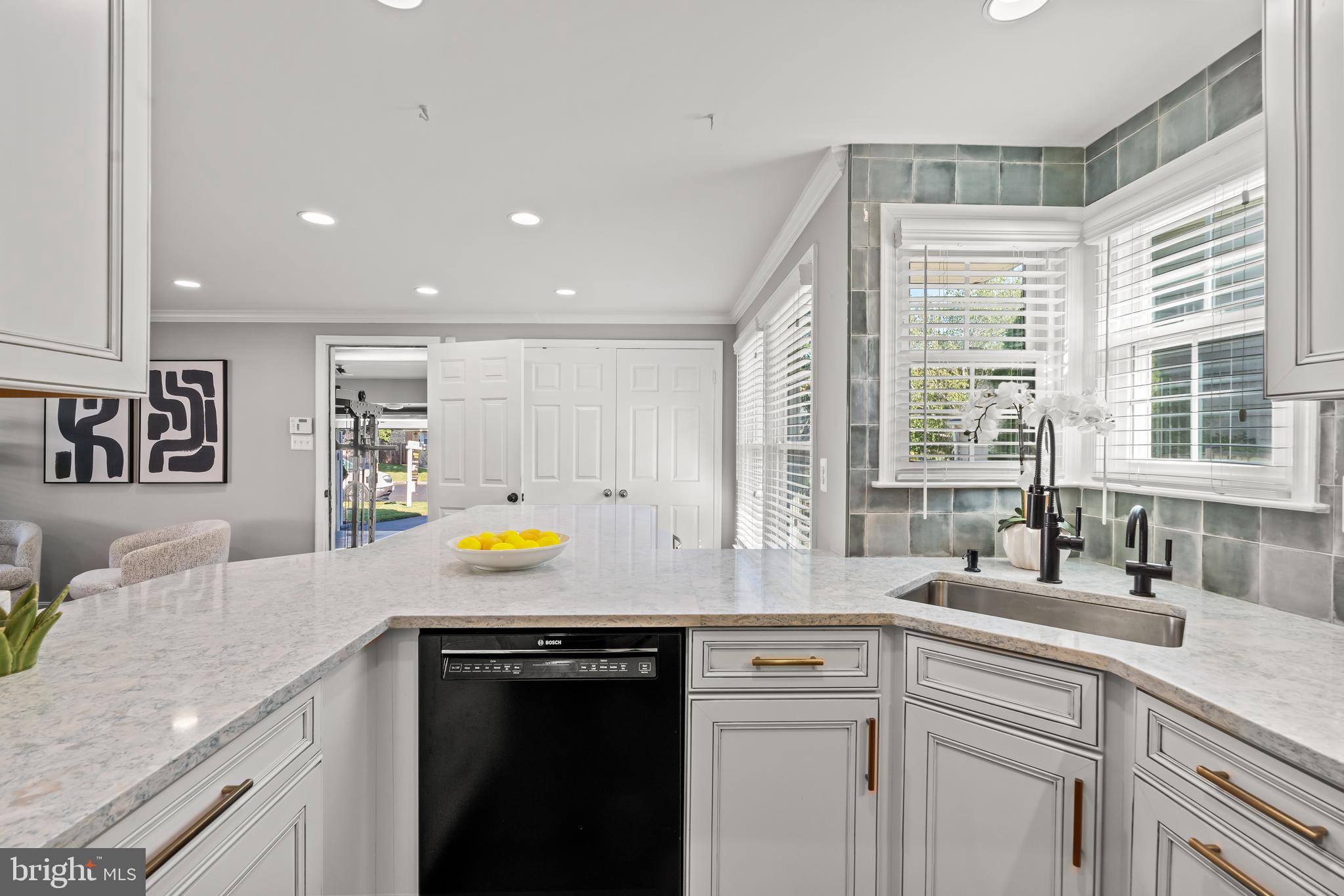 KINGSTOWNE - Residential