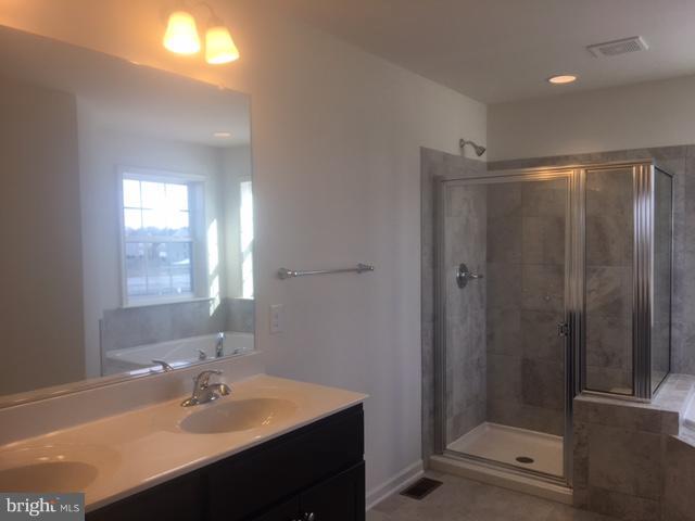 MCCAULEY CROSSING - Residential