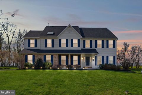 Photo of 434 Silver Leaf Circle, COLLEGEVILLE, PA 19426 (MLS # PAMC2174412)