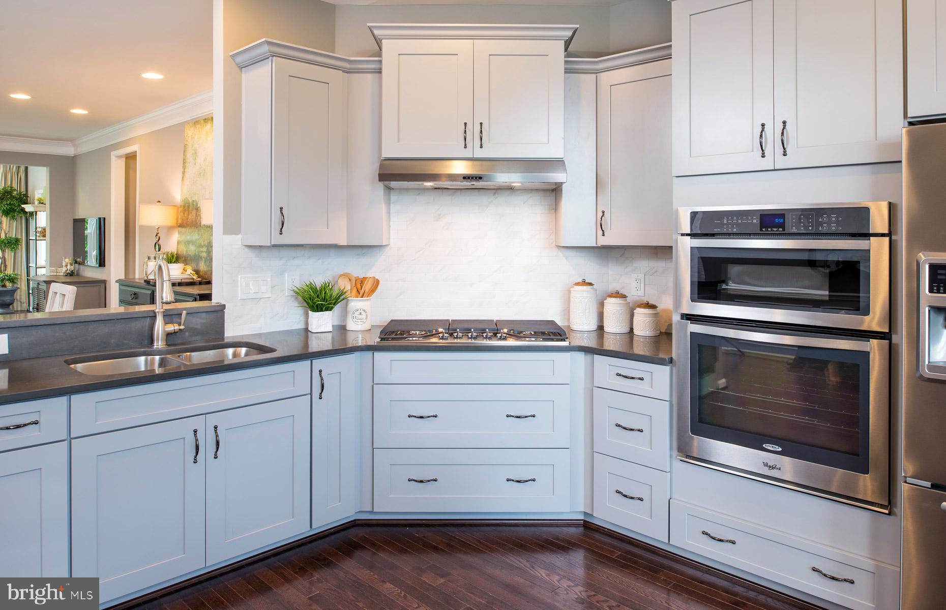 MONTEBELLO - Residential