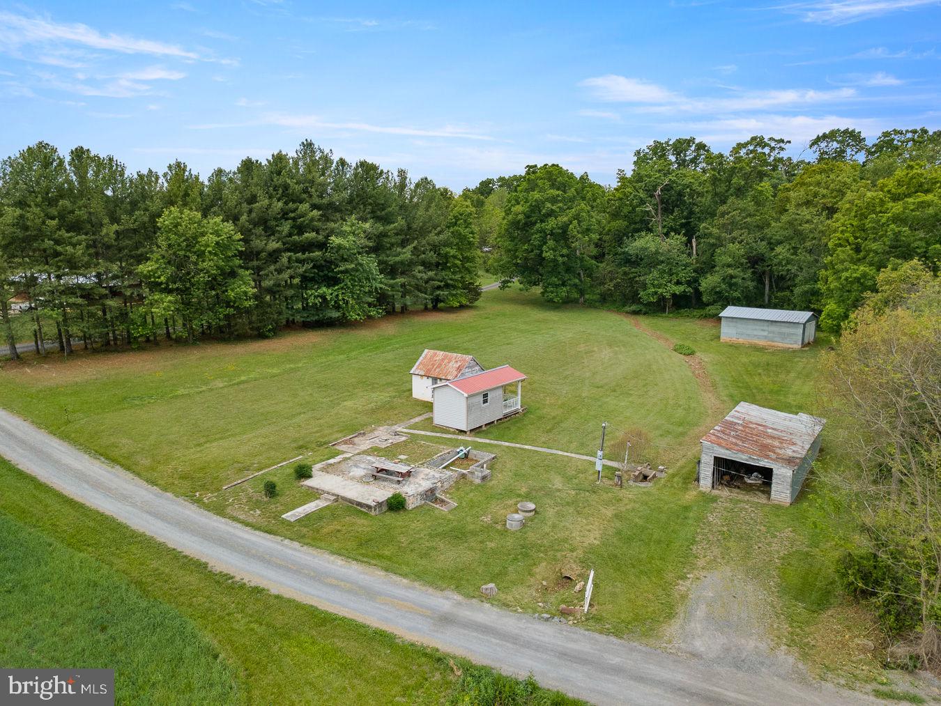 370 CRIDER LANE