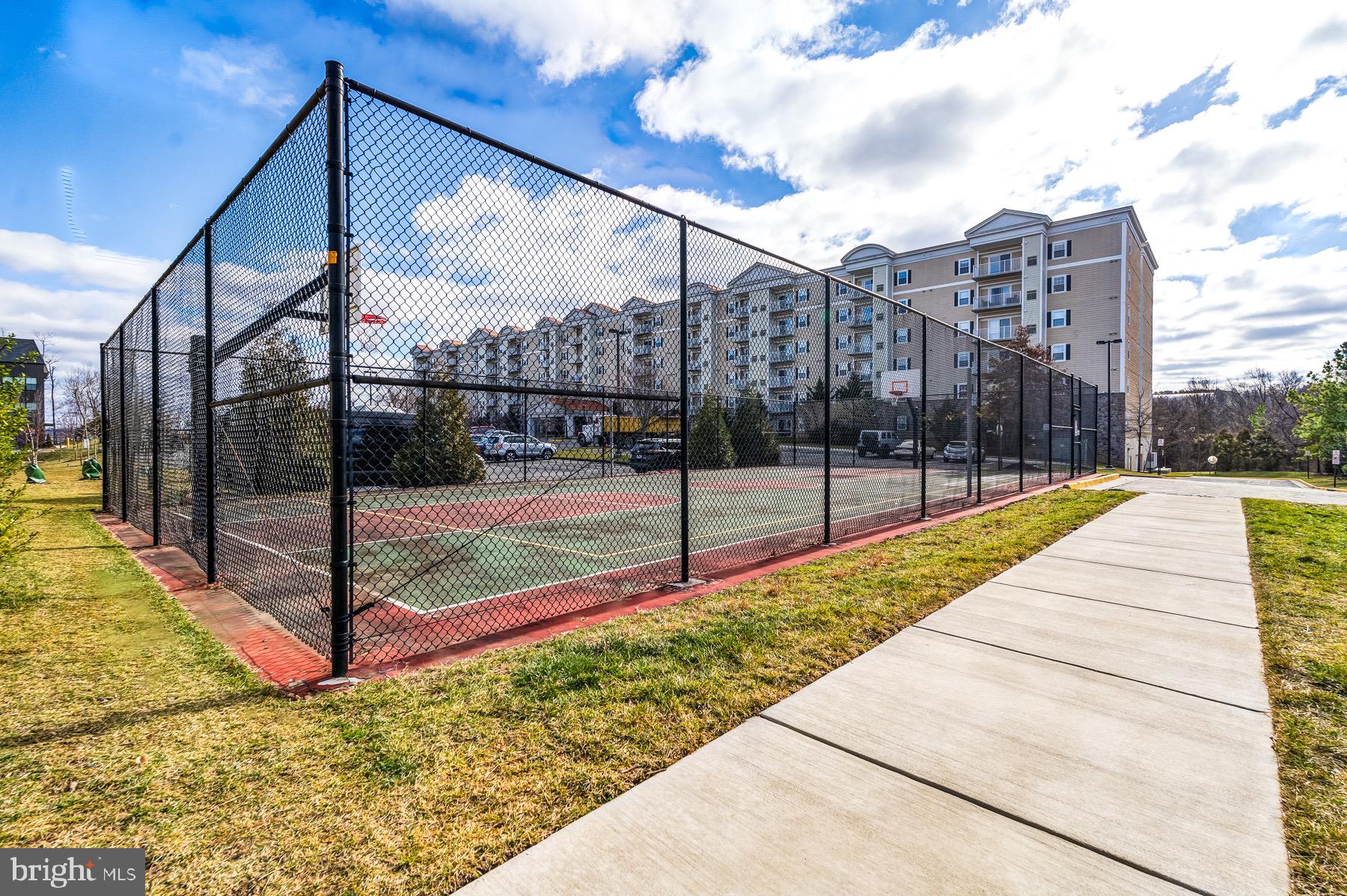 ISABELLA AT MONTICELLO MEWS - Residential