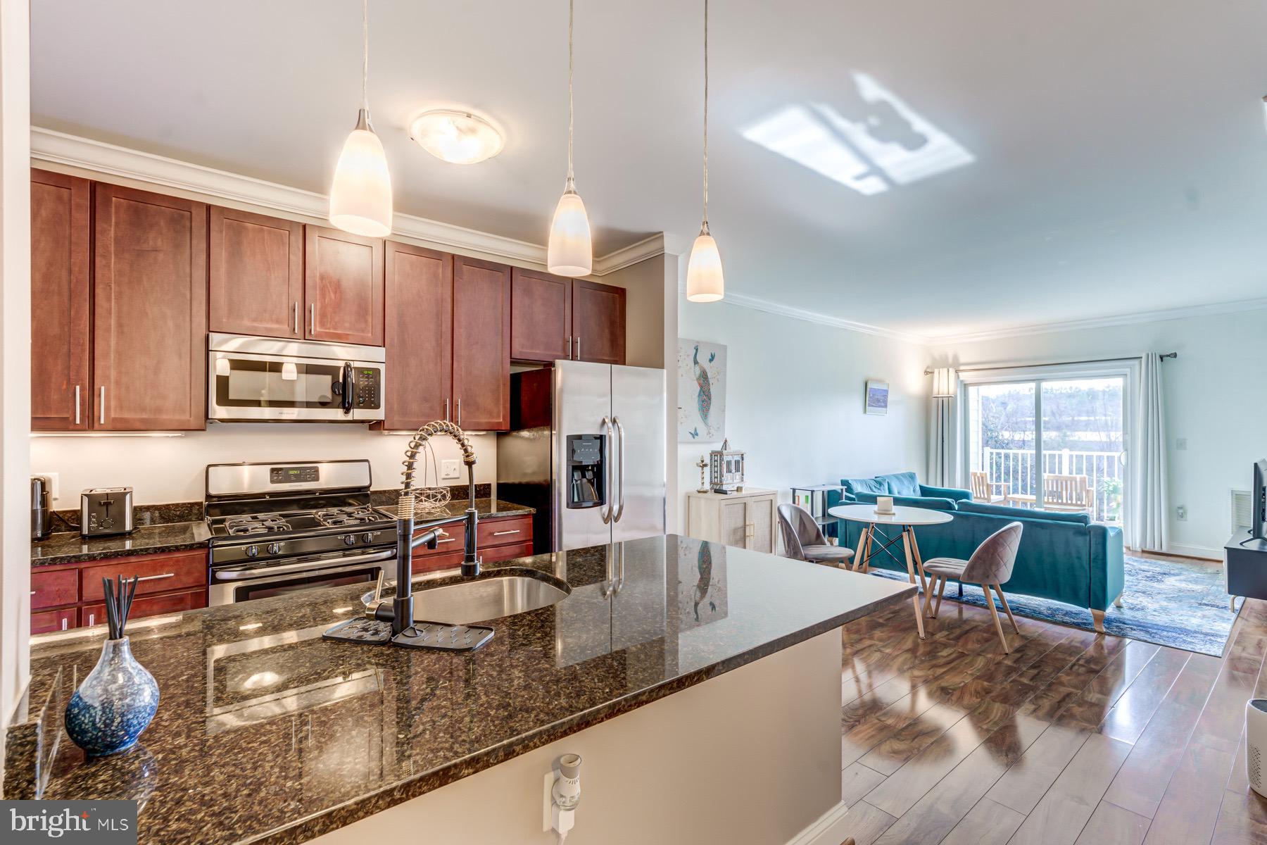 ISABELLA AT MONTICELLO MEWS - Residential