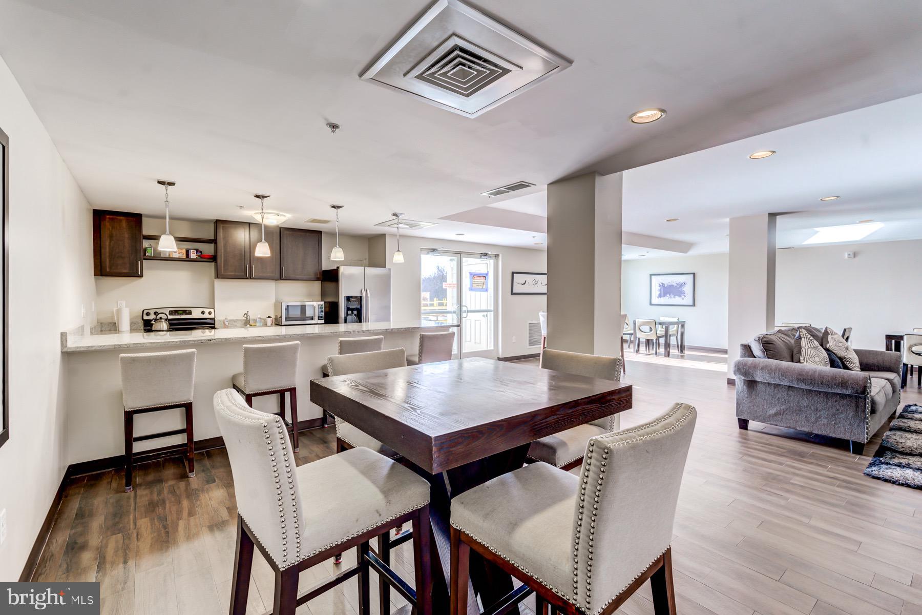 ISABELLA AT MONTICELLO MEWS - Residential