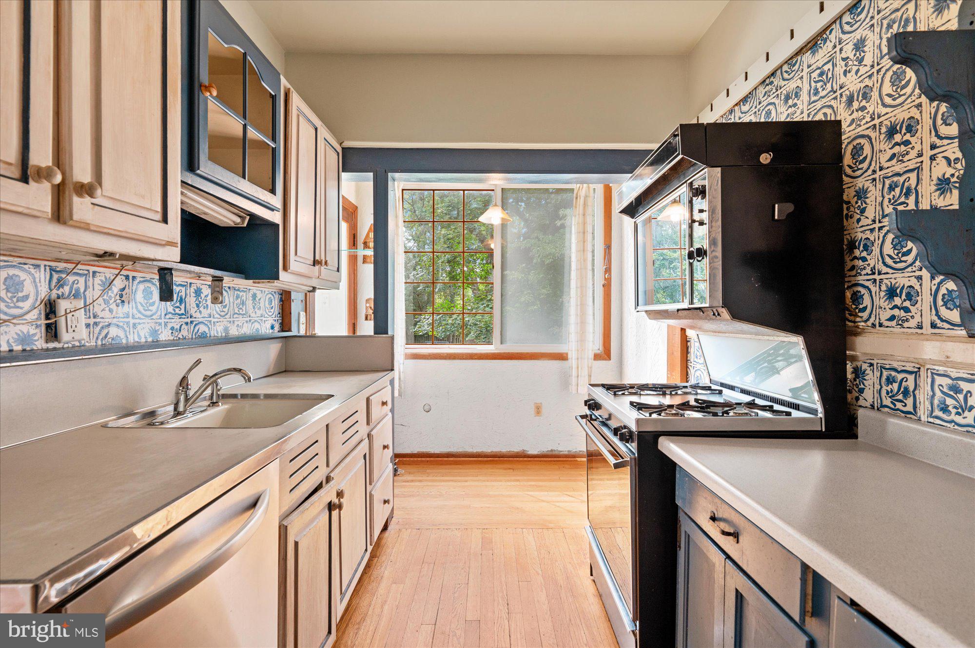 NORWOOD HEIGHTS - Residential