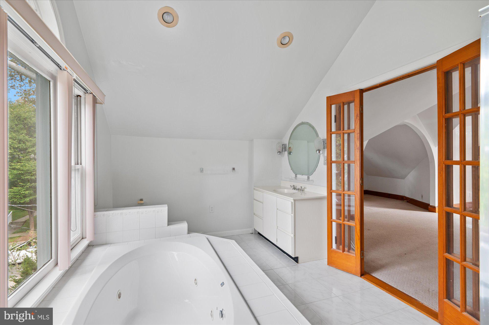 NORWOOD HEIGHTS - Residential