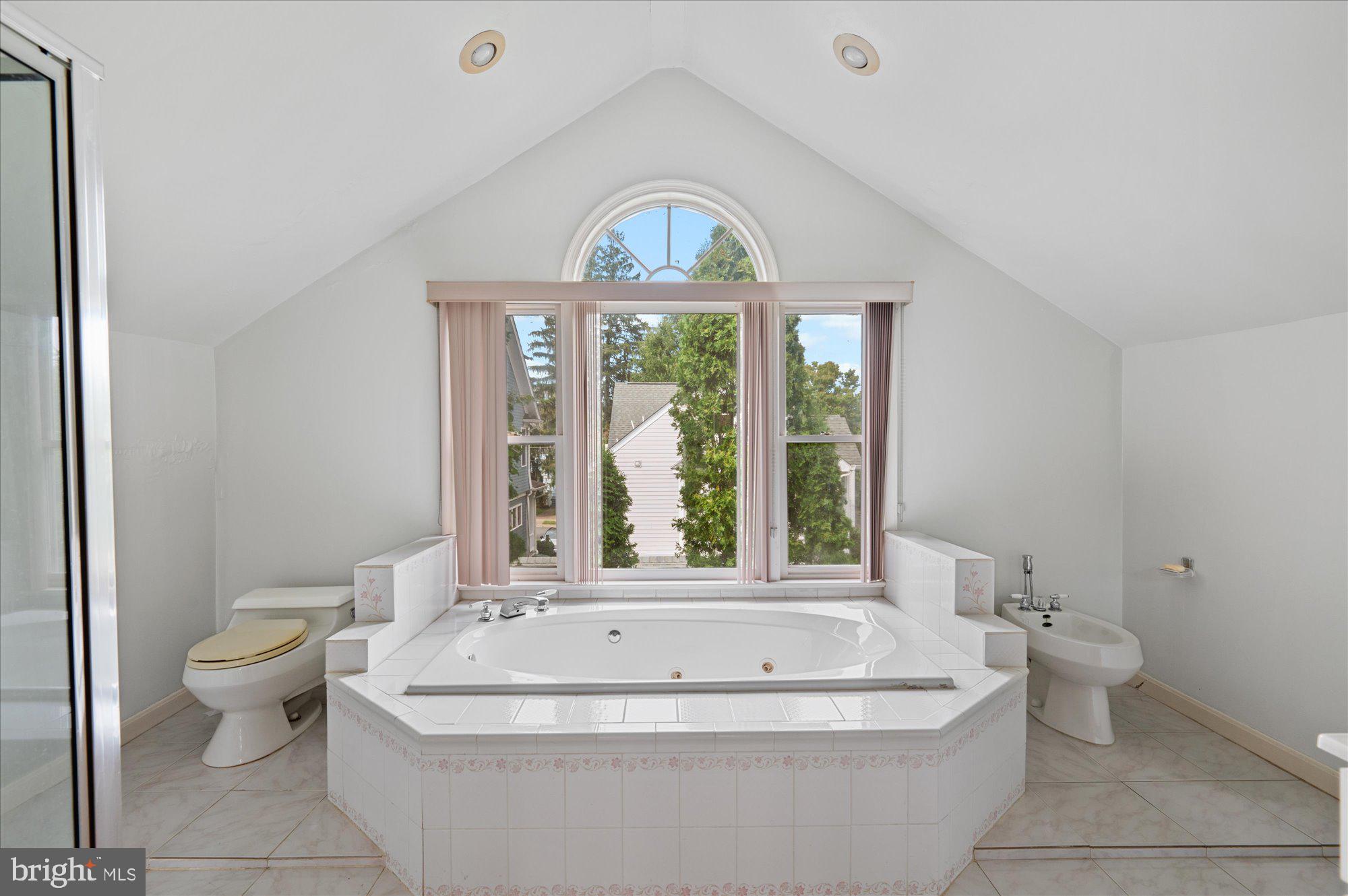 NORWOOD HEIGHTS - Residential