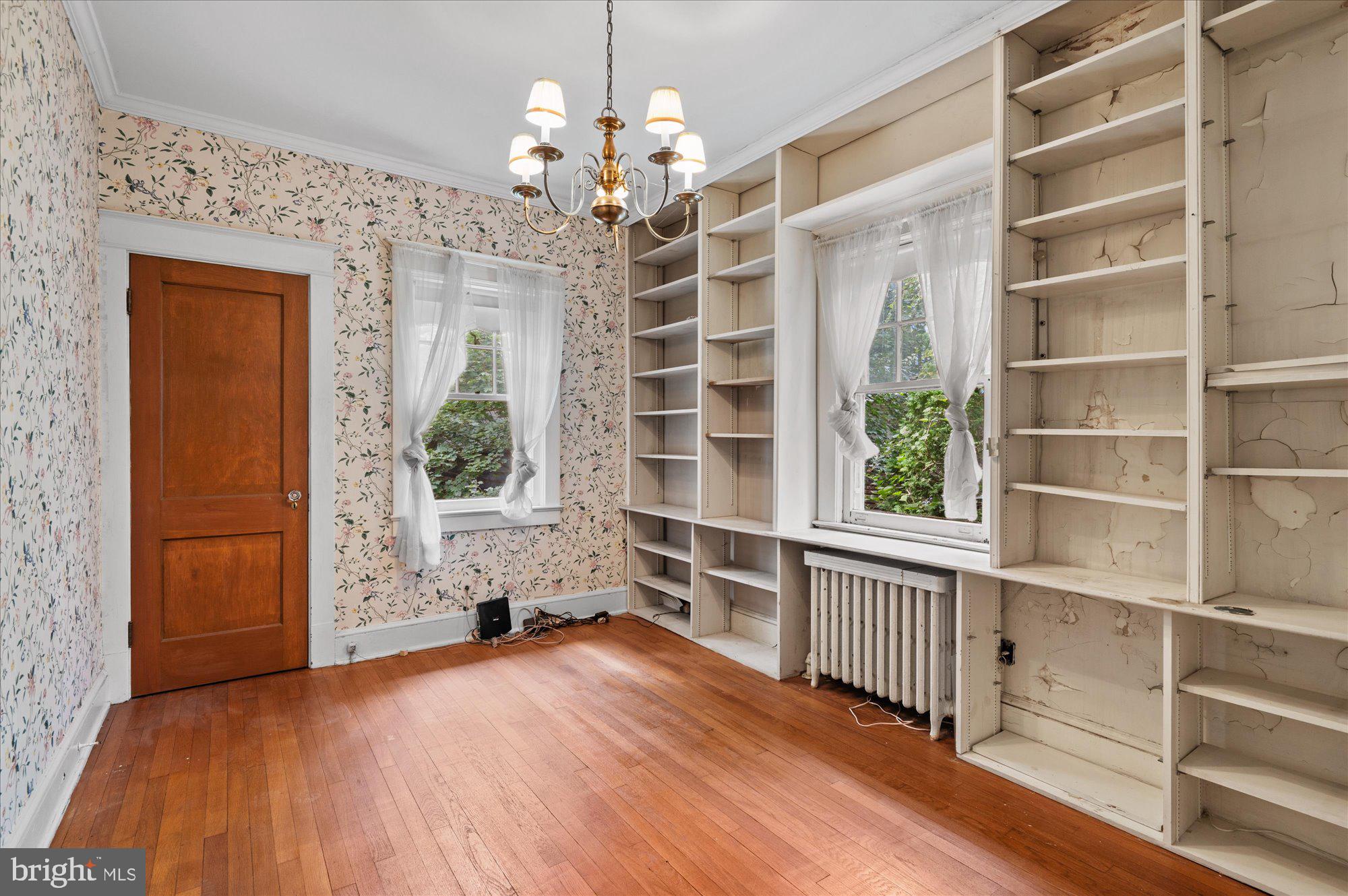 NORWOOD HEIGHTS - Residential