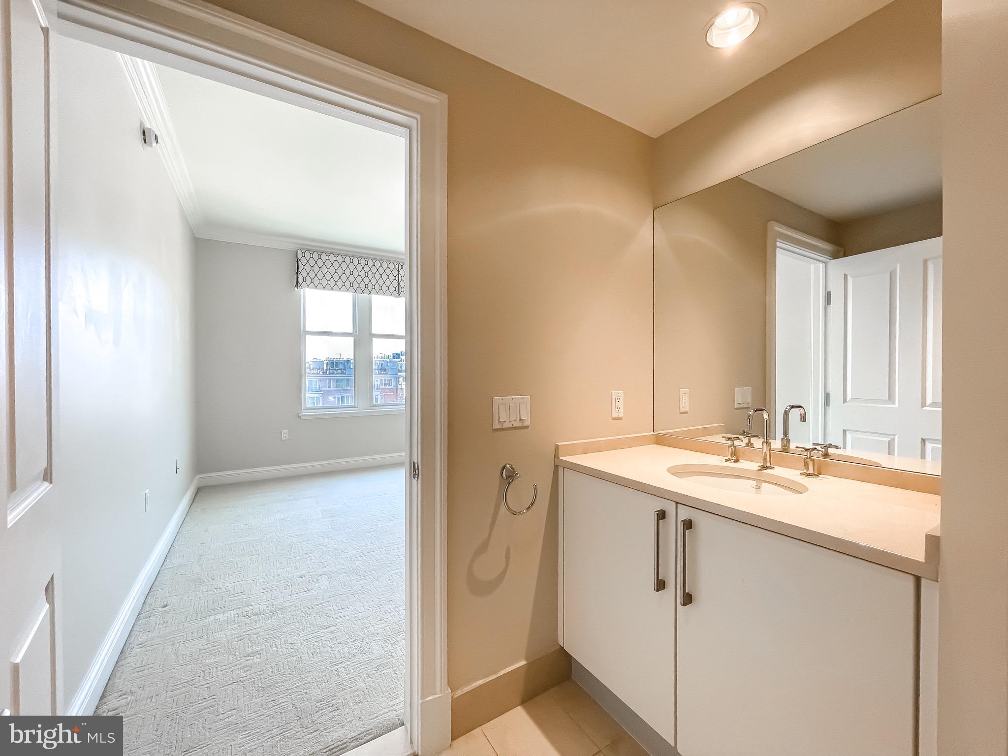 INNER HARBOR - Residential Lease