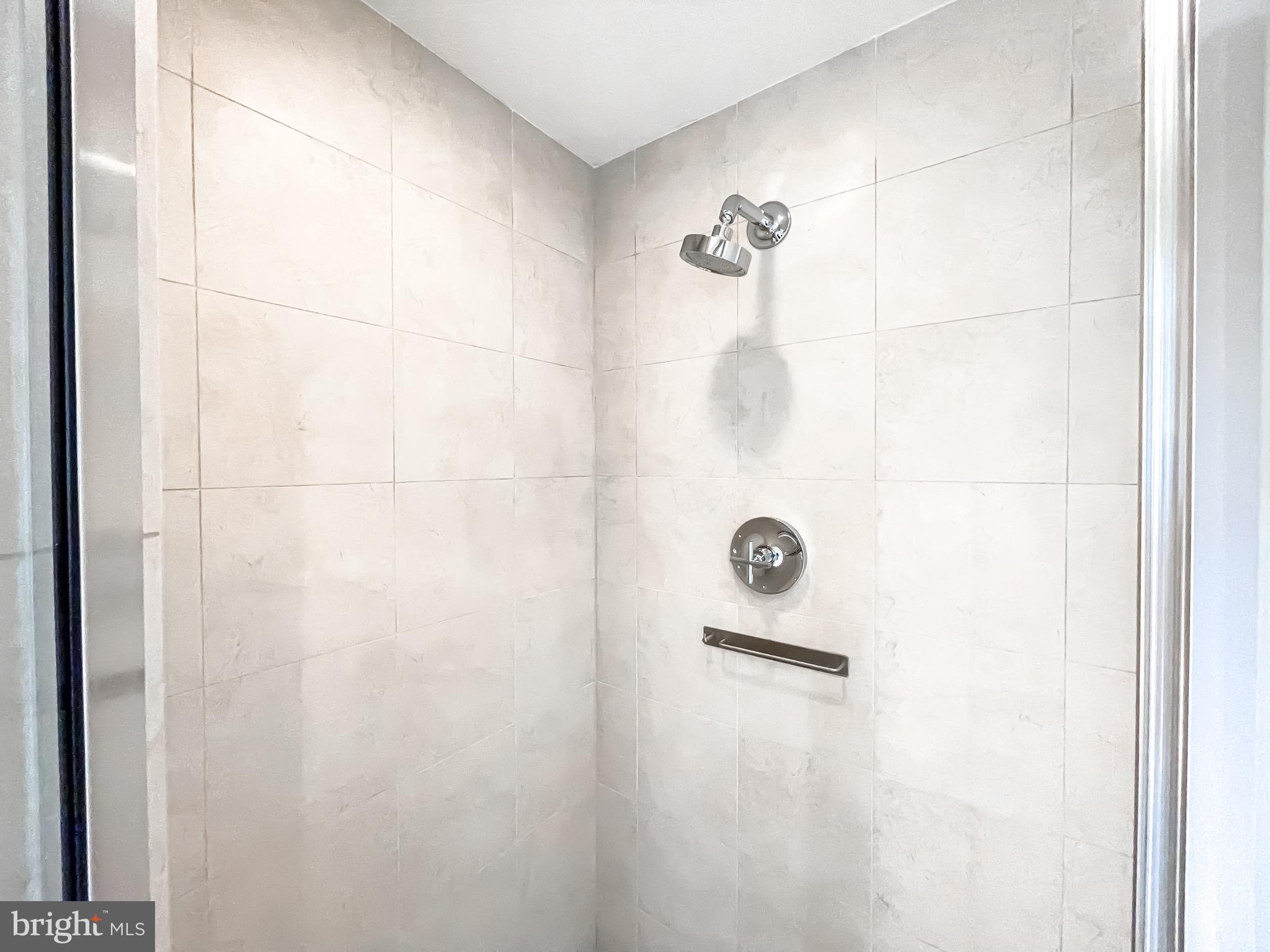 INNER HARBOR - Residential Lease