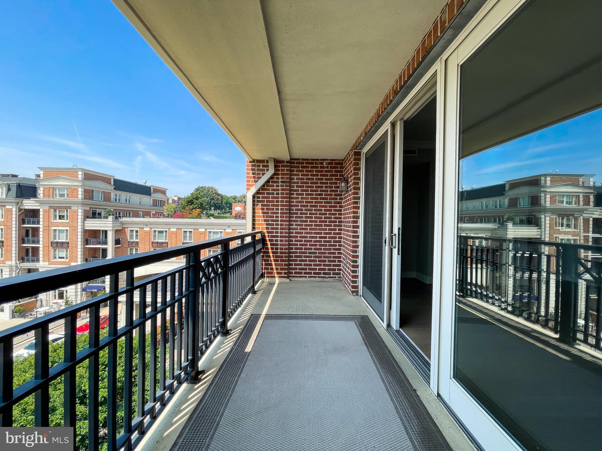 INNER HARBOR - Residential Lease