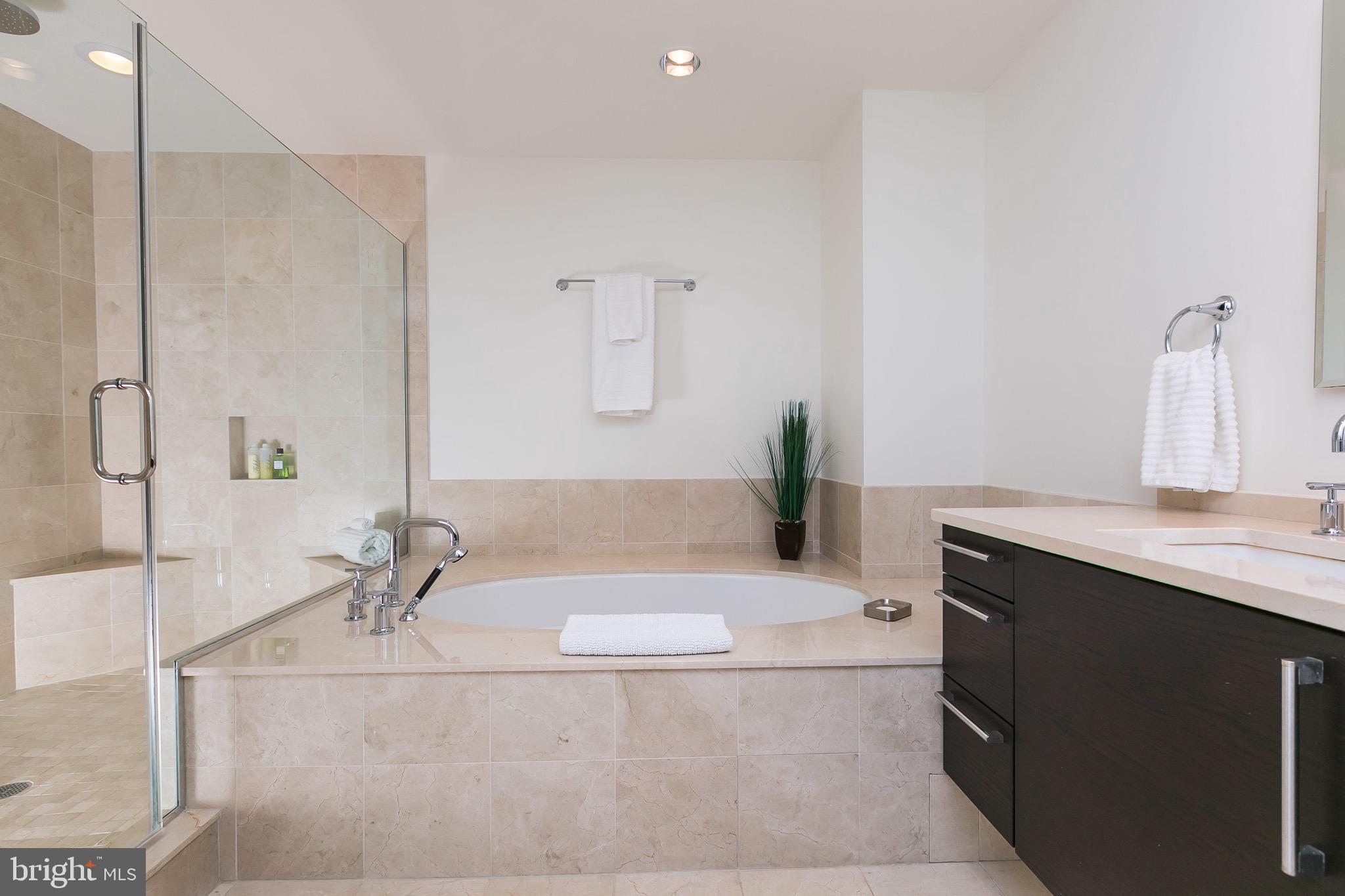 INNER HARBOR - Residential Lease