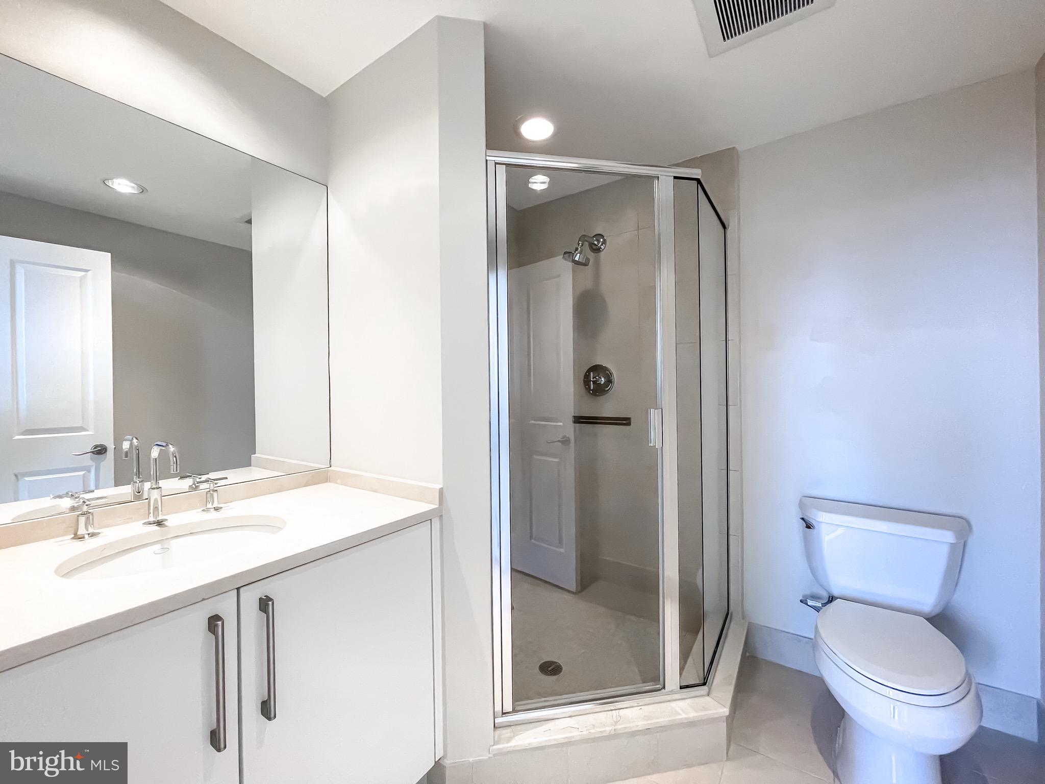 INNER HARBOR - Residential Lease