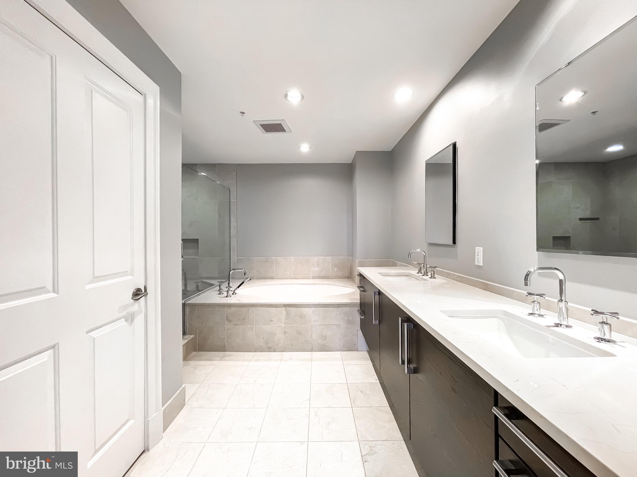 INNER HARBOR - Residential Lease