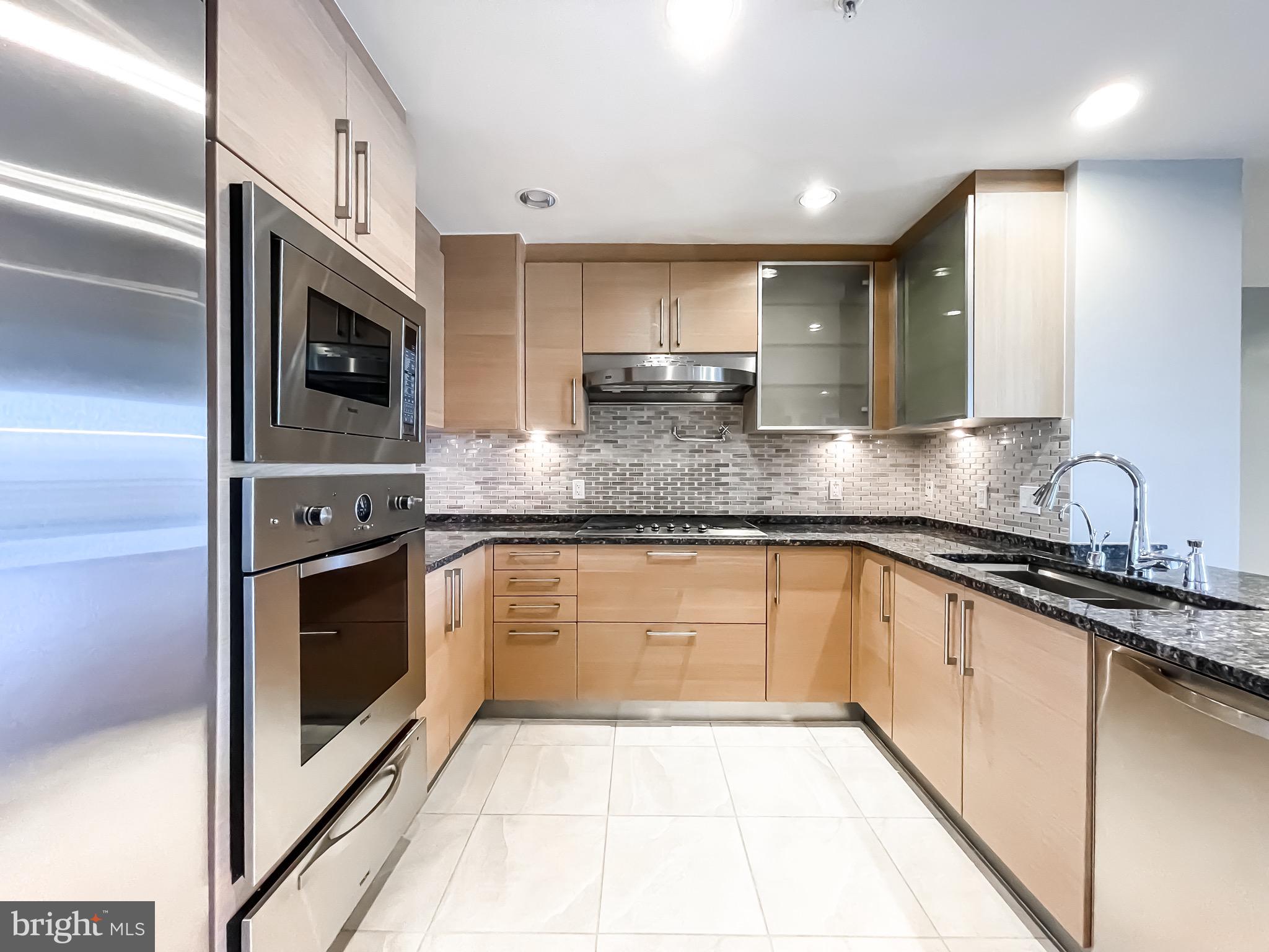 INNER HARBOR - Residential Lease