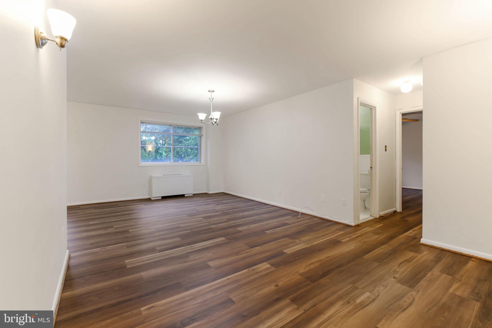 COLUMBIA KNOLL - Residential
