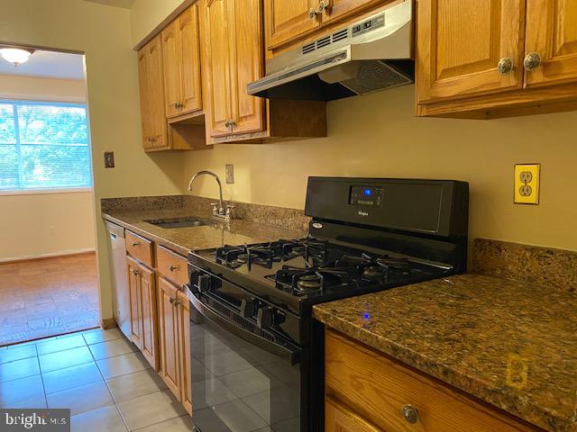 COLUMBIA KNOLL - Residential