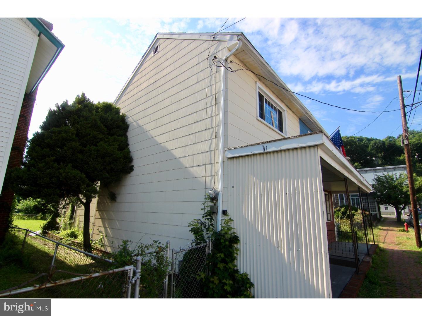 MINERSVILLE - Residential