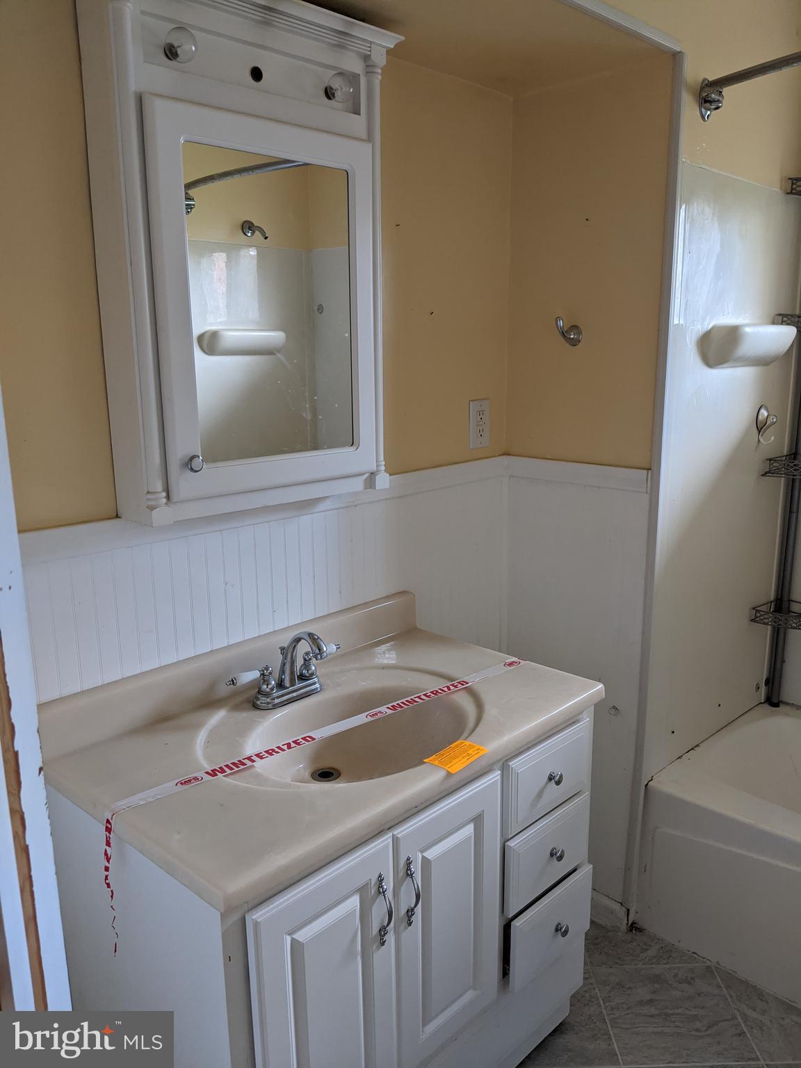 GREENBERRY HILLS - Residential