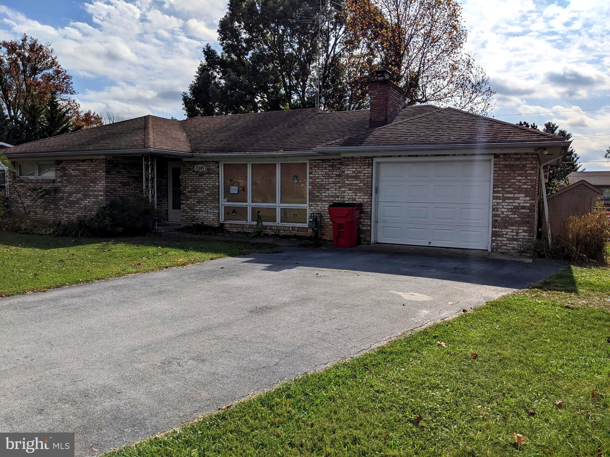 GREENBERRY HILLS - Residential