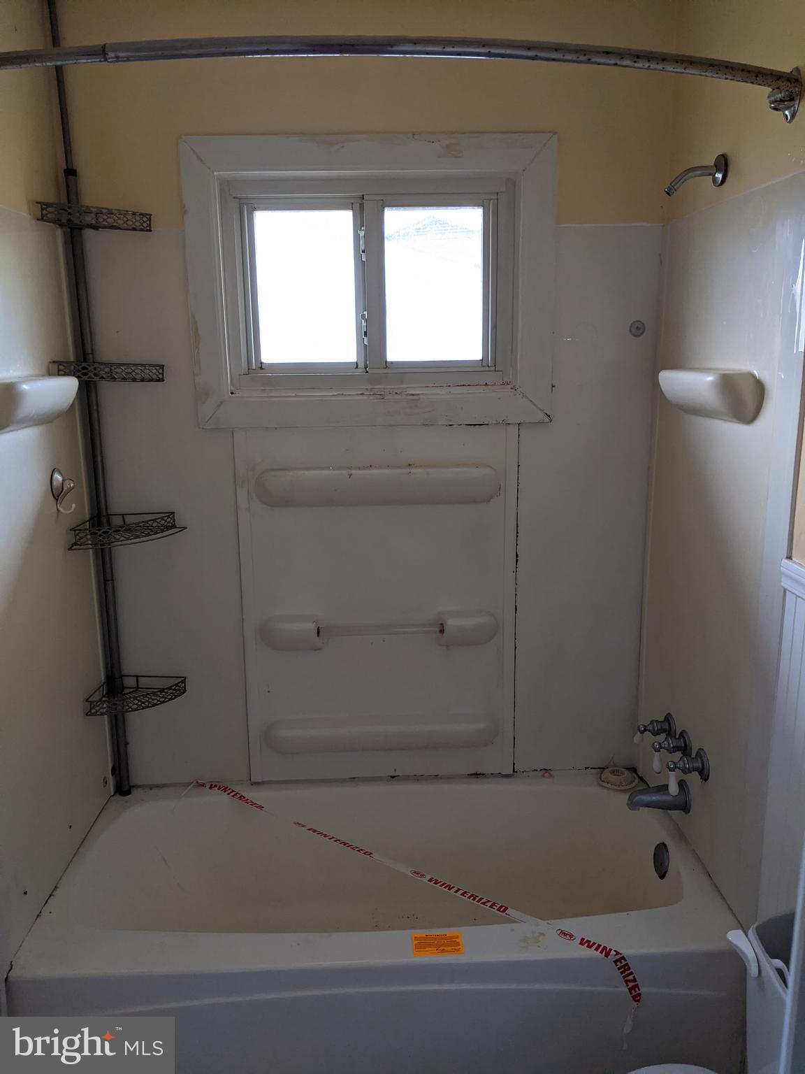 GREENBERRY HILLS - Residential