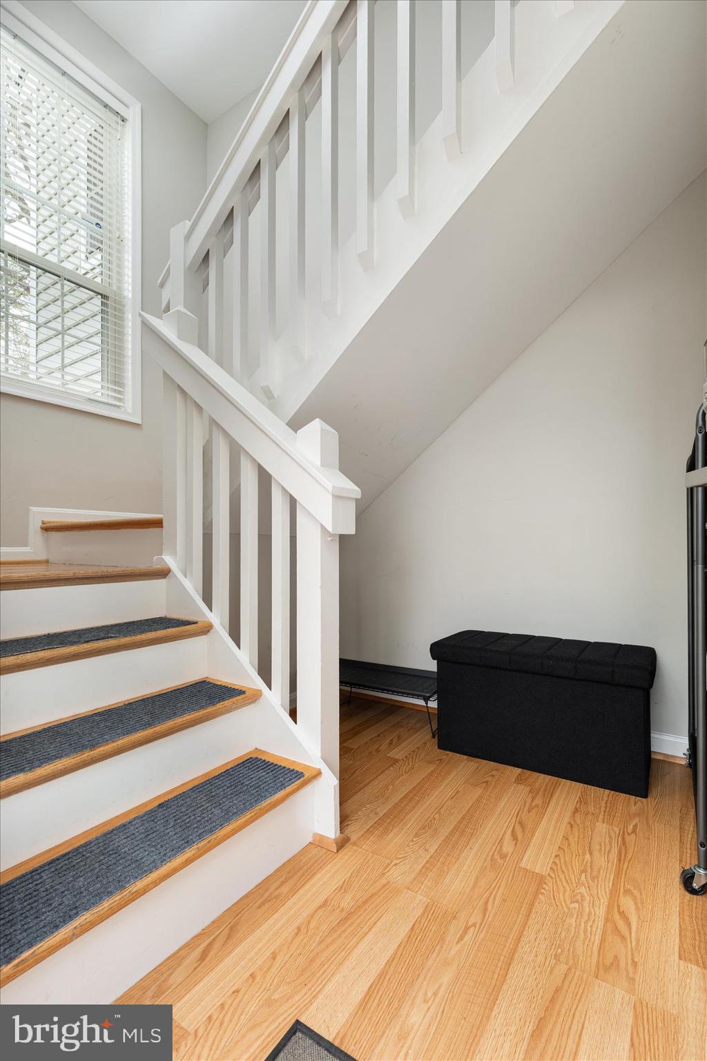 10198 OAKTON TERRACE ROAD