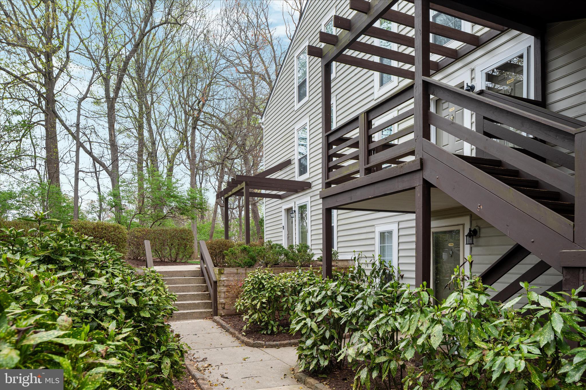 10198 OAKTON TERRACE ROAD