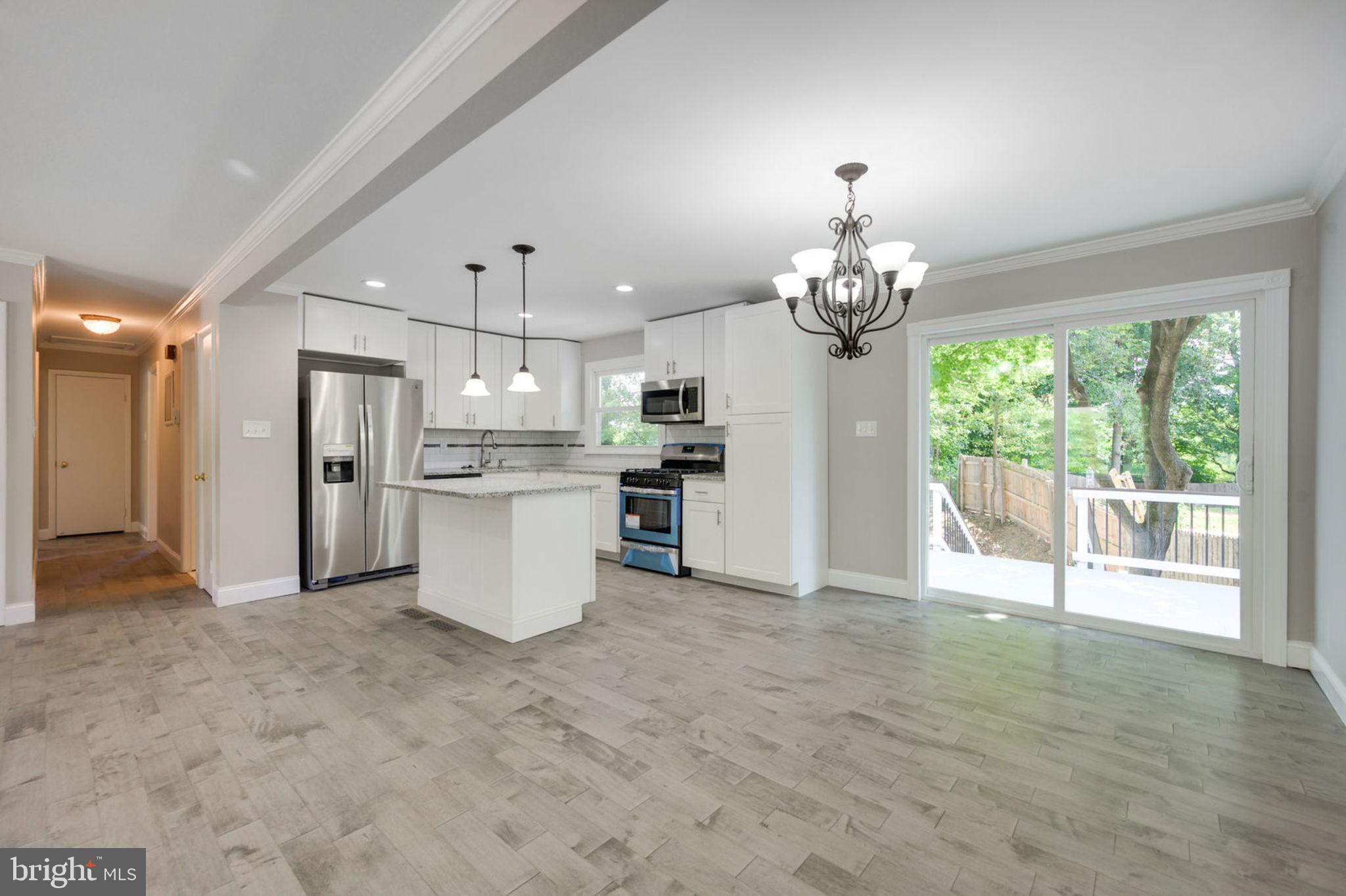 DALE CITY - Residential