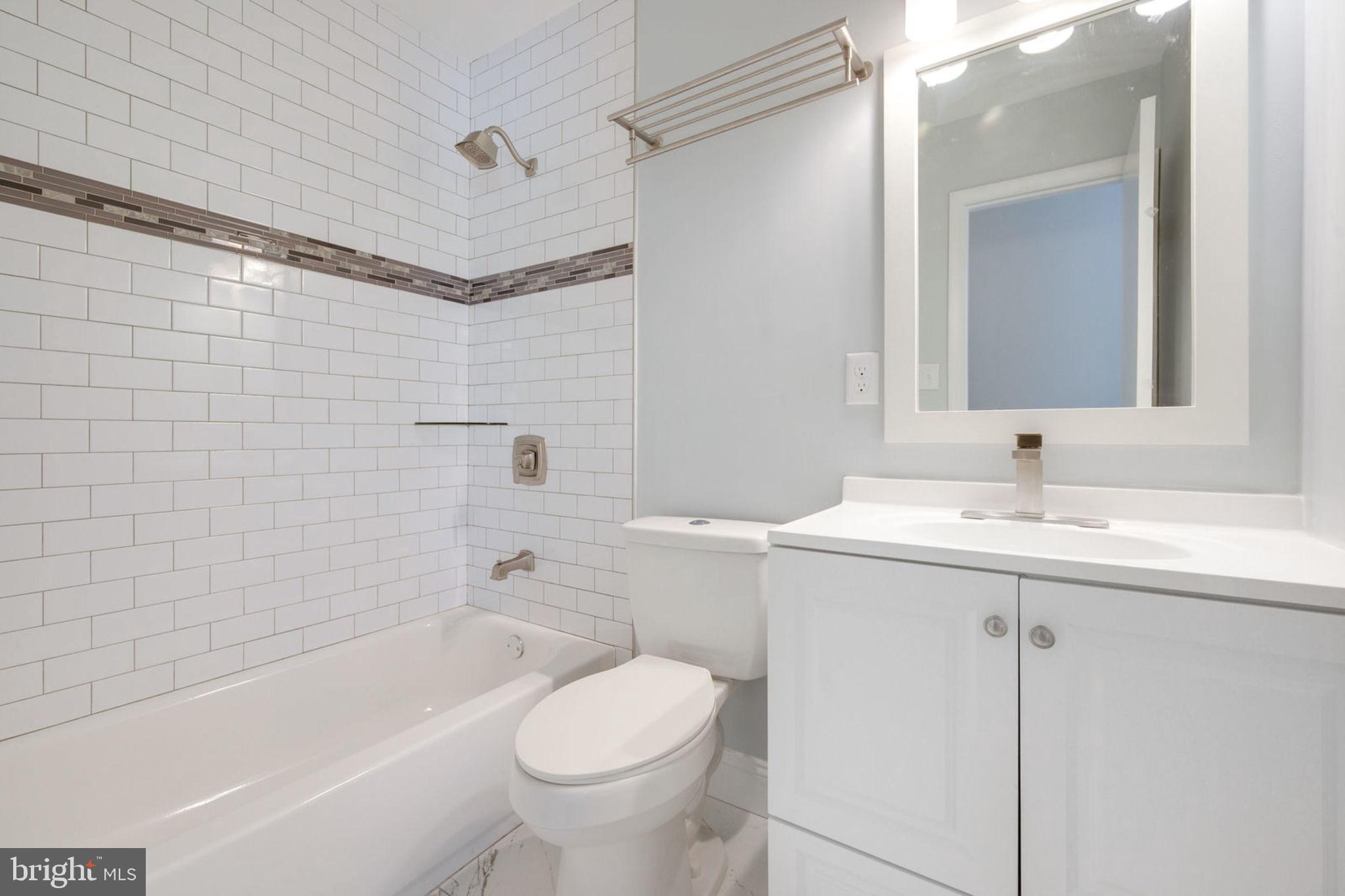 DALE CITY - Residential