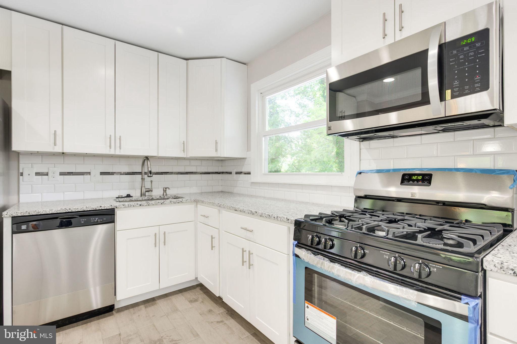 DALE CITY - Residential