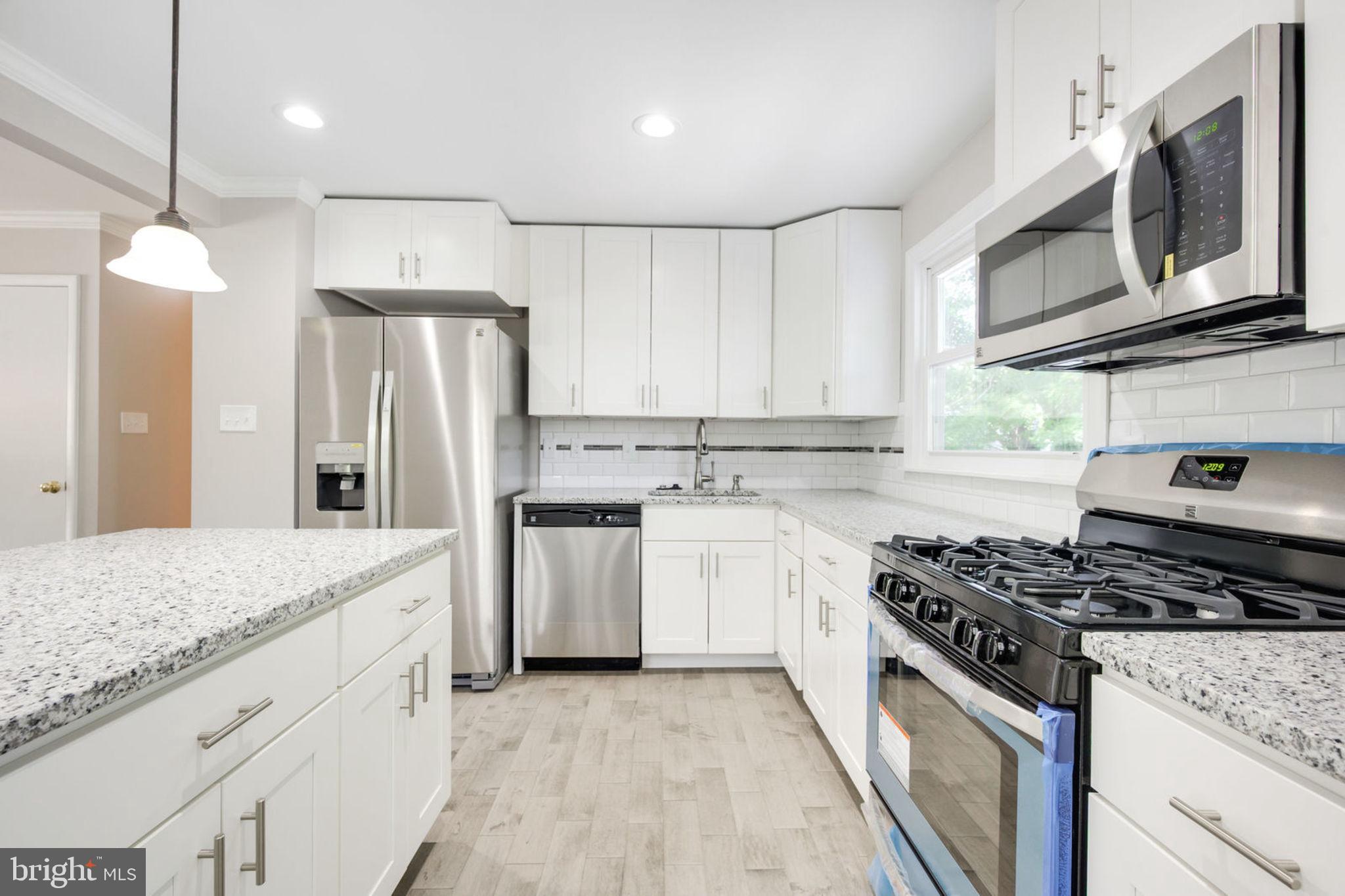 DALE CITY - Residential