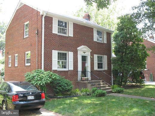 ARLINGTON HEIGHTS - Residential Lease