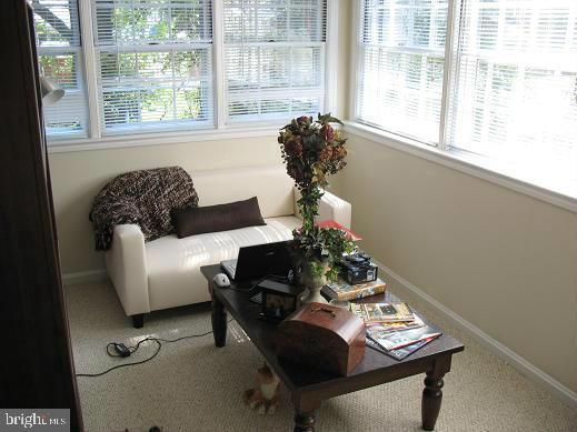 ARLINGTON HEIGHTS - Residential Lease