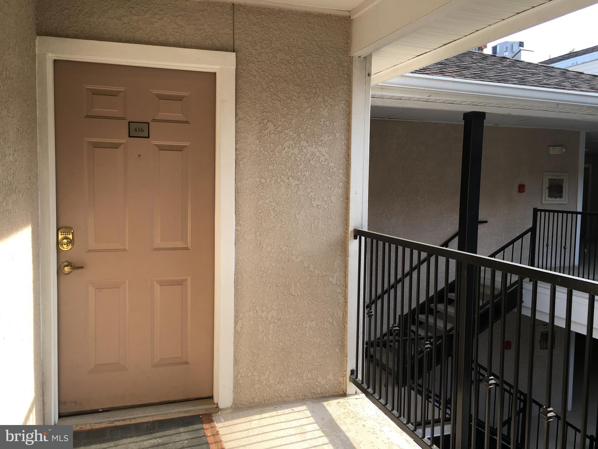 FOUNTAINS AT MCLEAN - Residential Lease