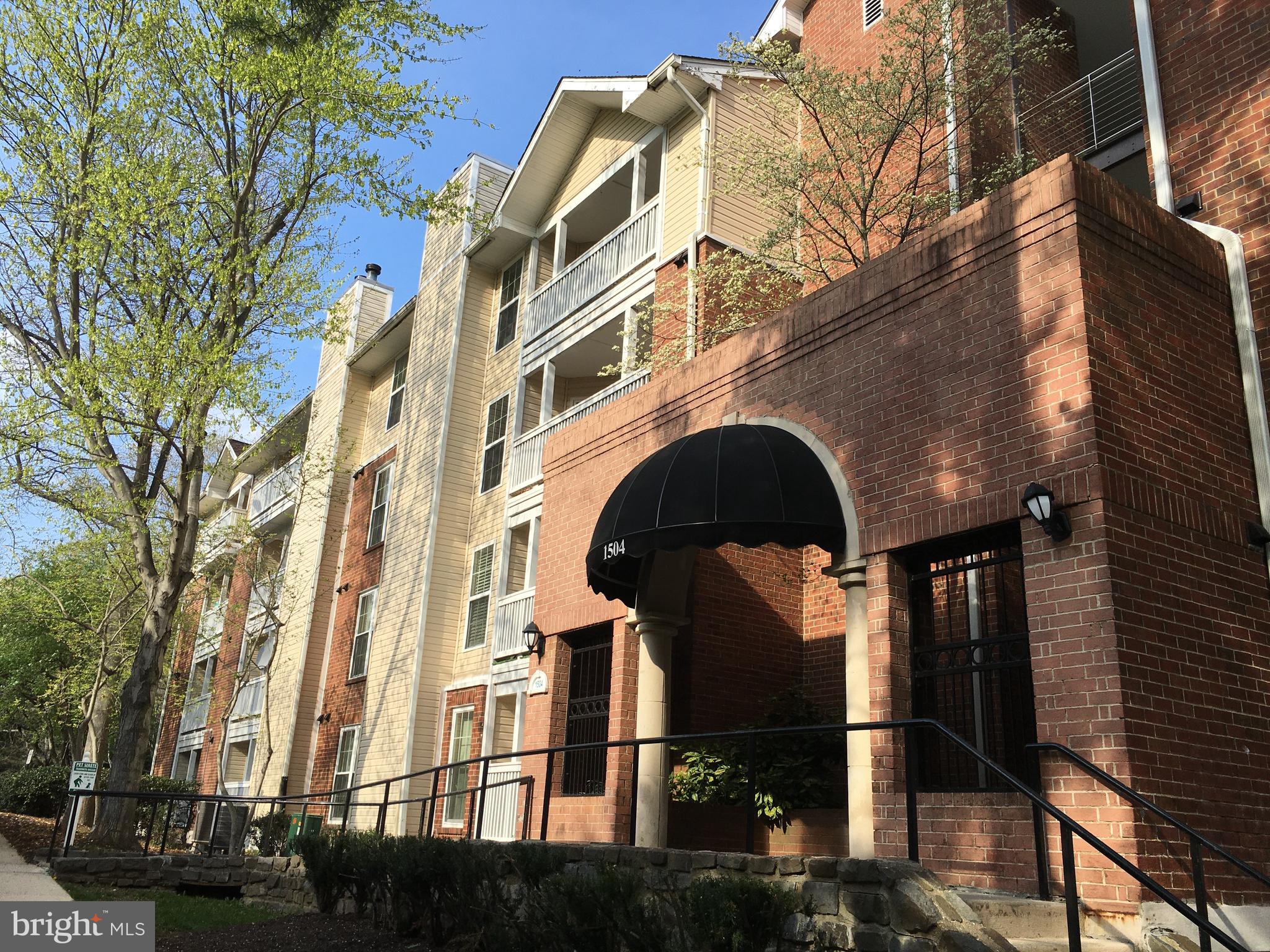 FOUNTAINS AT MCLEAN - Residential Lease