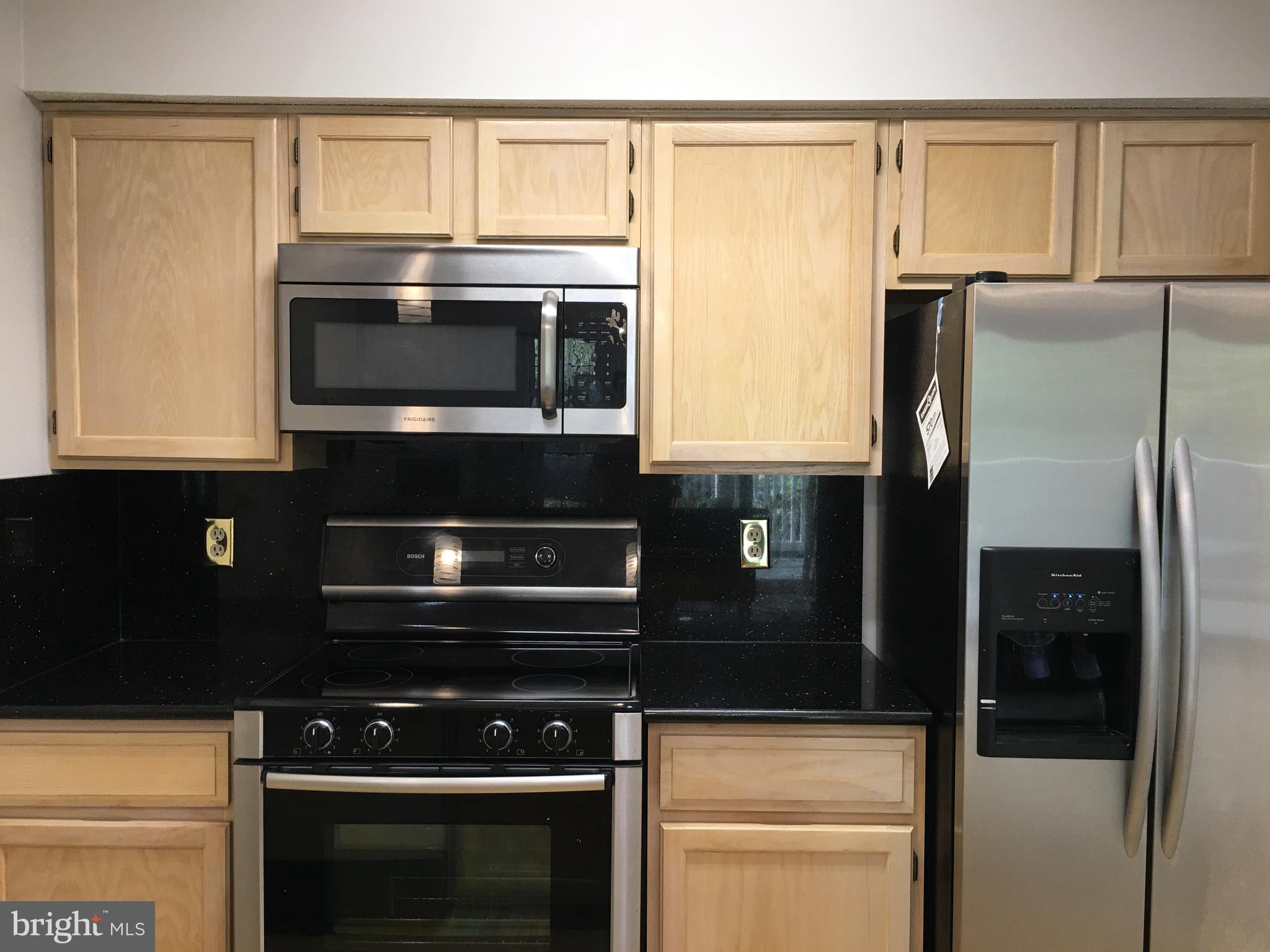 FOUNTAINS AT MCLEAN - Residential Lease