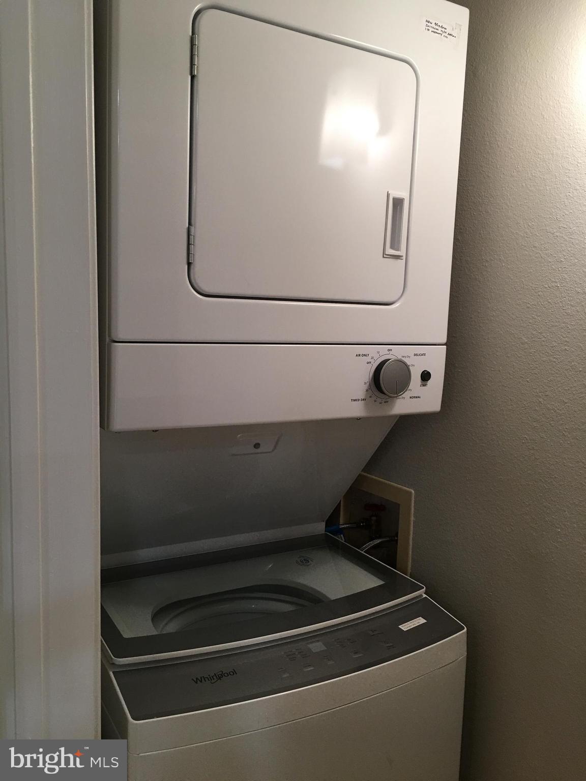 FOUNTAINS AT MCLEAN - Residential Lease