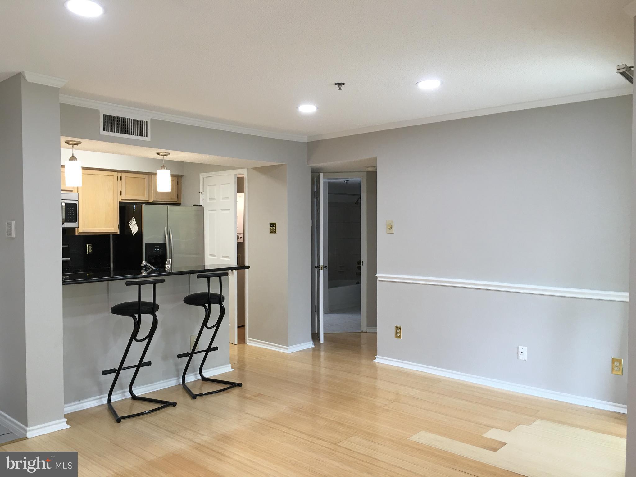 FOUNTAINS AT MCLEAN - Residential Lease