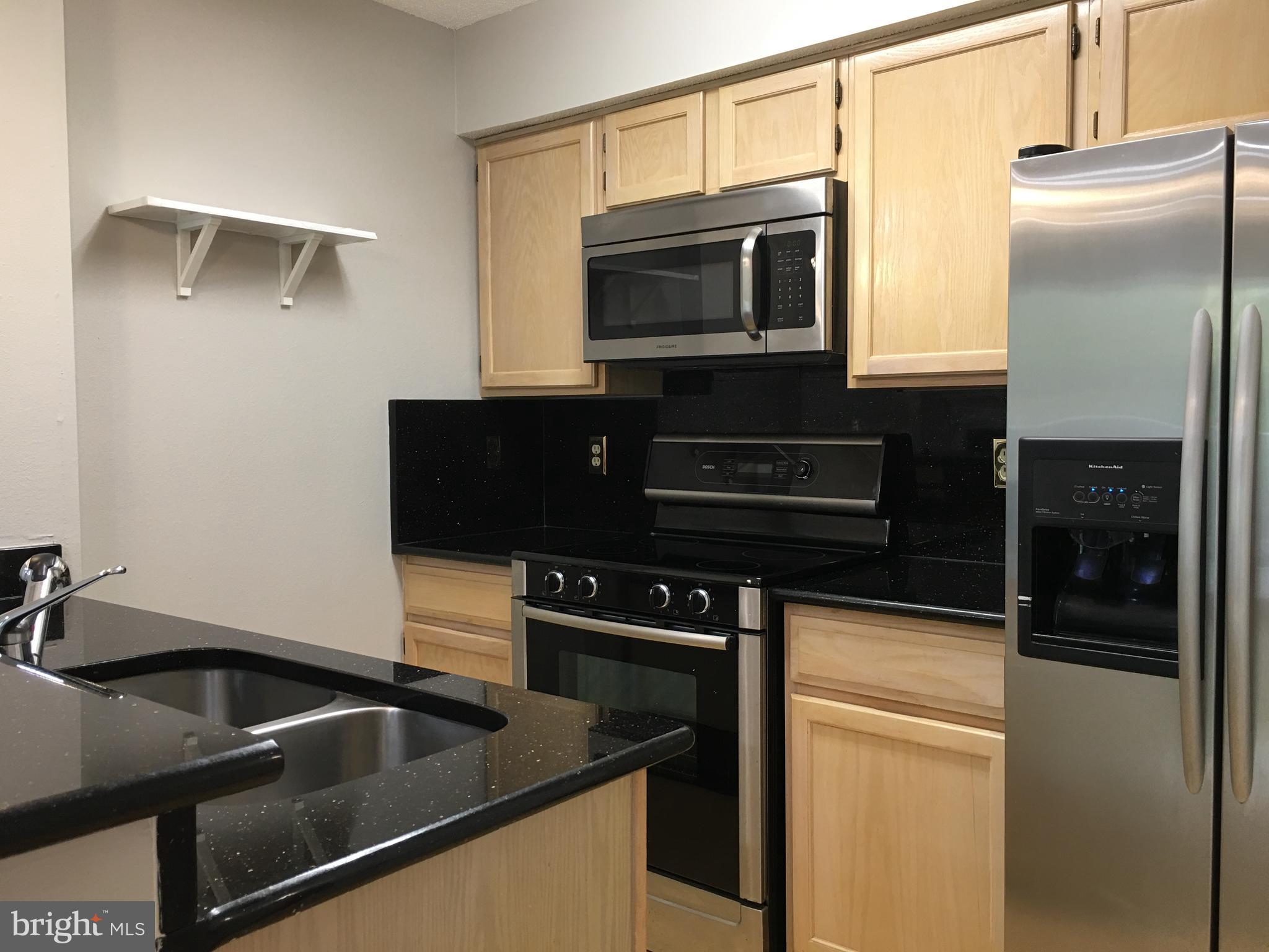 FOUNTAINS AT MCLEAN - Residential Lease